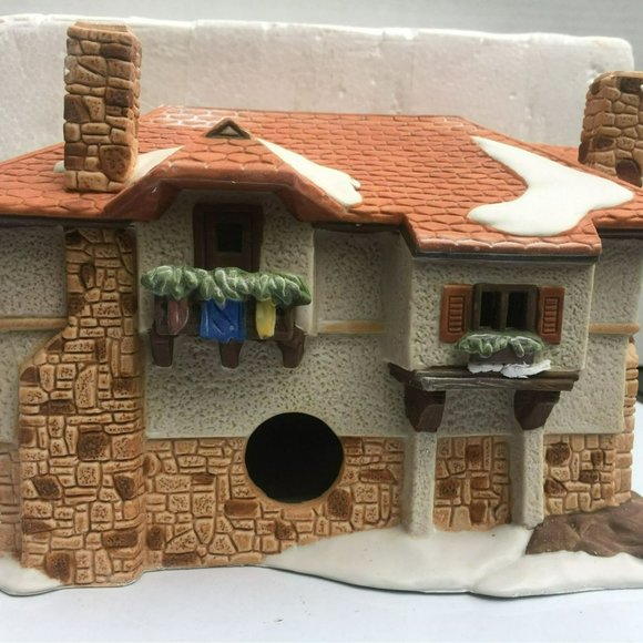 Dept 56 Gasthof Eisl Alpine Village Lighted Christmas Building from 1986 - Picture 9 of 12